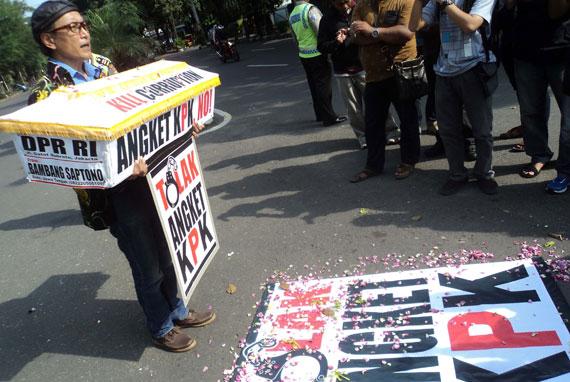 KPK Minta Jokowi Tolak Angket, Ini Kata DPR