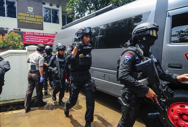 Pascateror Bom Rakitan, Pelayanan Publik Kelurahan Arjuna Dipindahkan