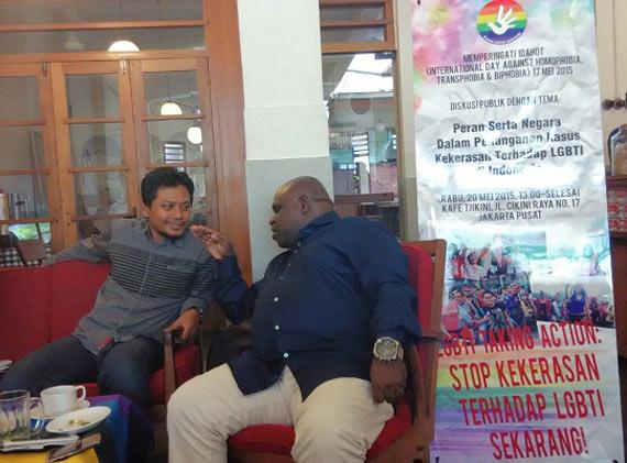 Salah satu diskusi yang digelar Forum LGBTIQ Indonesia. (Aisyah Khairunnisa / KBR )