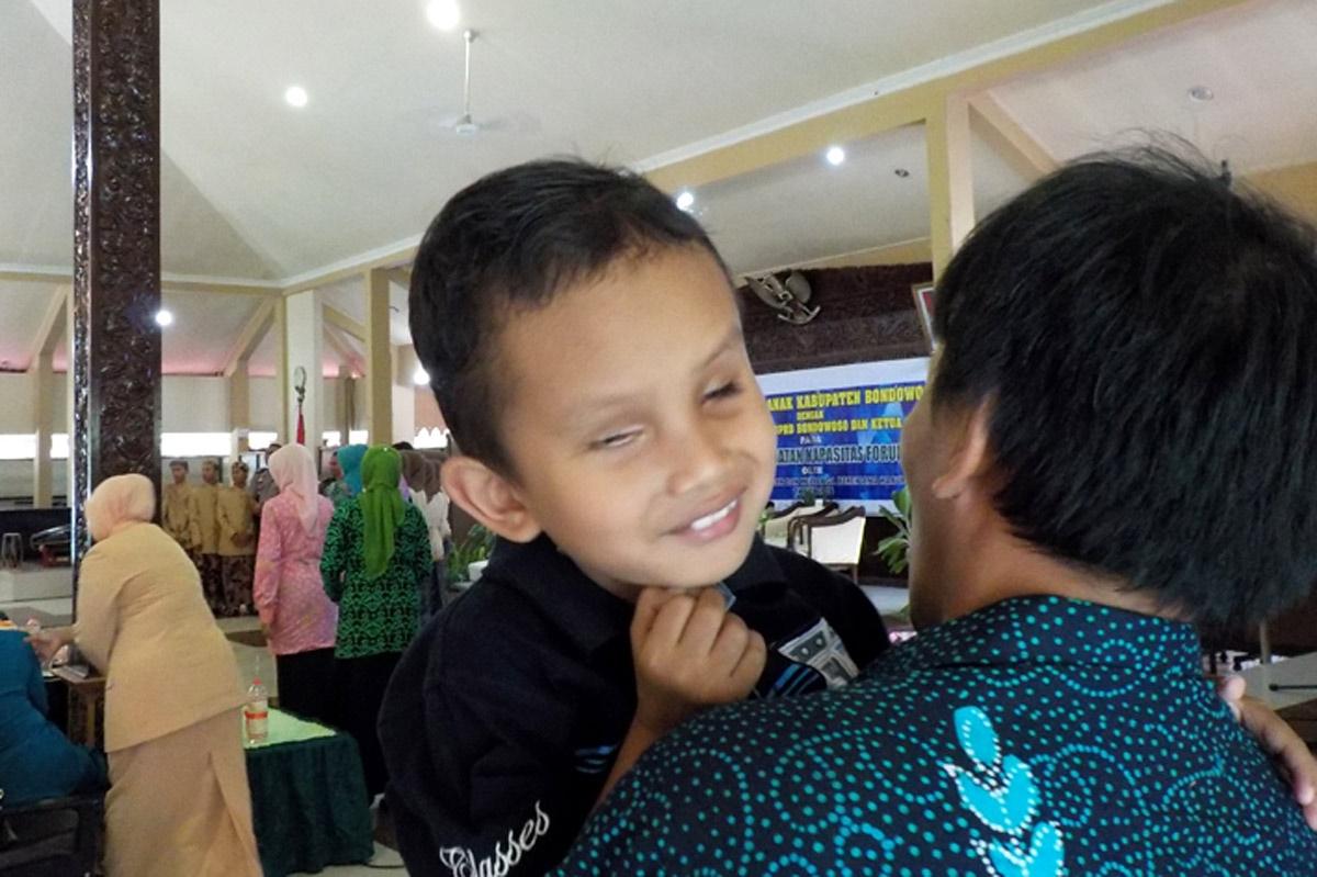 Fasum Tak Ramah, Anak Penyandang Disabilitas di Bondowoso Kritik Bupati