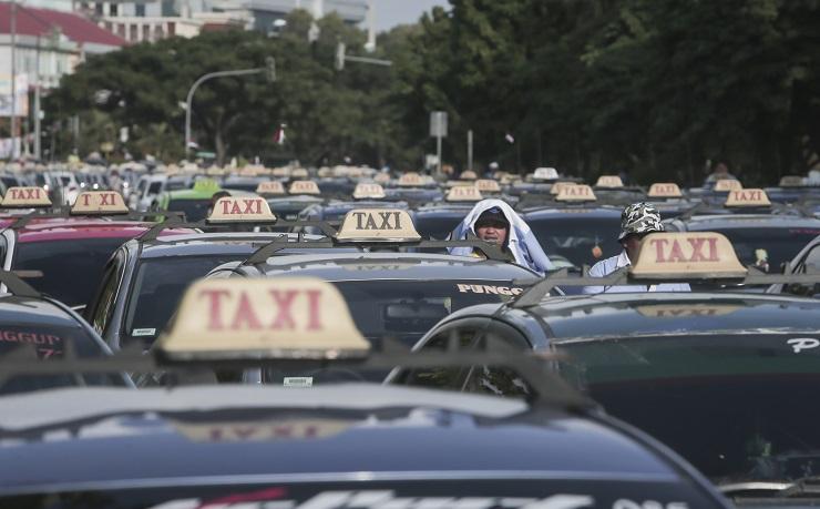 MA Batalkan Aturan Taksi Online, Organda: Mahkamah Agung Keblinger