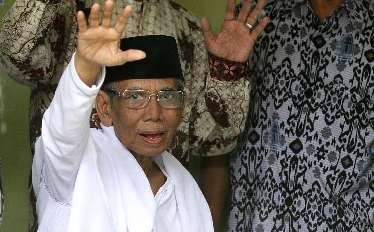 Sebelum Tutup Usia, Kiai Hasyim Muzadi Menangis melihat Indonesia Darurat