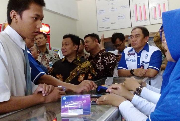 Kartu Indonesia Pintar Plus Diuji Coba di Yogyakarta