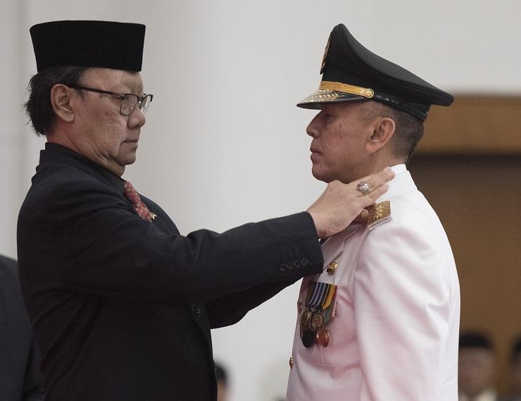 Pelantikan Pj Gubernur Jawa Barat Tuai Kritik, Ini Jawaban Mendagri dan Iriawan