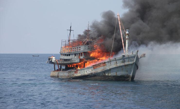 KKP Tangkap 8 Kapal Ikan Ilegal dengan Puluhan Awak WNA
