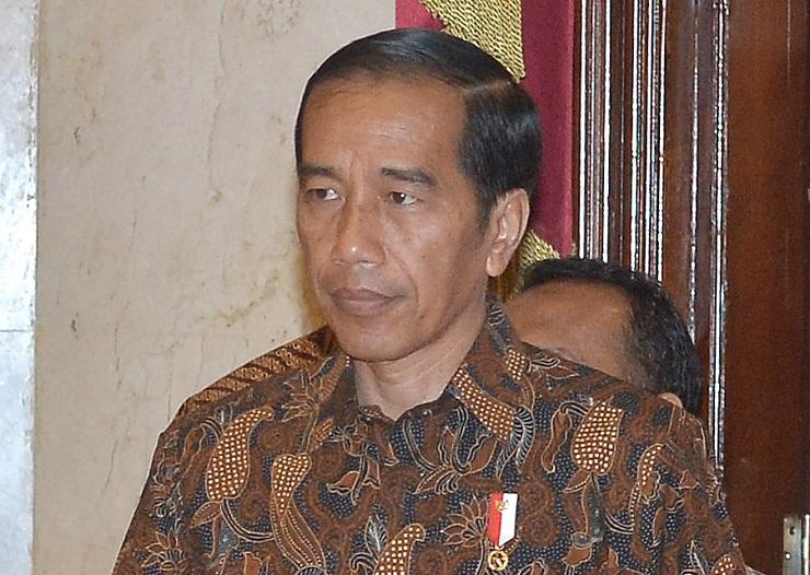 Jokowi Apresiasi Kinerja TNI-Polri Jaga Natal