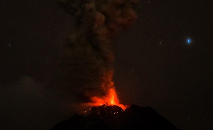 Prakiraan PVMBG, Gunung Sinabung Meletus Hingga 2020
