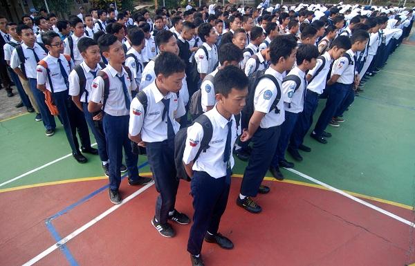 Penerimaan Siswa Baru di Sekolah Negeri Banyuwangi Diwarnai Pungutan Liar