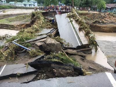 Banjir, Gubernur  NTB Tetapkan  Tanggap Darurat Bencana di  Bima