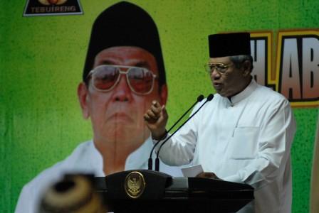 Presiden Susilo Bambang Yudhoyono memberikan sabutan saat puncak Haul ke-4 Gus Dur di Pondok Pesantr
