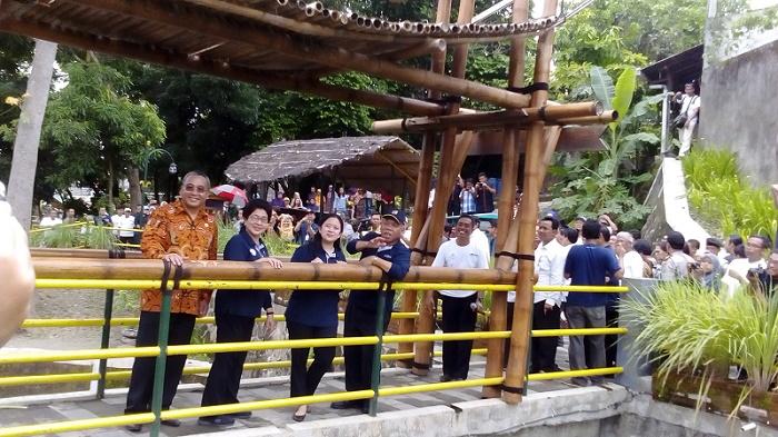 Empat Menteri  Blusukan ke Bantaran Sungai Buntung Yogyakarta