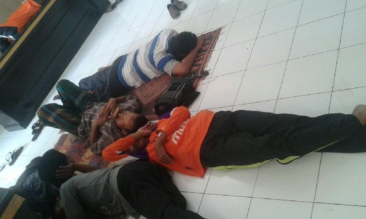 Mediasi Buntu, Jemaah Ahmadiyah Lombok Timur Berlebaran di Pengungsian