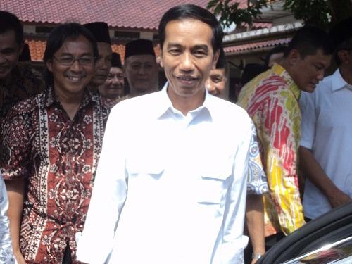 Presiden Jokowi melakukan kunjungan ke sejumlah pesantren di Solo, Jawa Tengah. Sabtu (4/4/2015). Fo