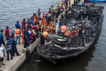 Hasil Investigasi Terbakarnya Kapal Zahro Siap Diserahkan pada Presiden