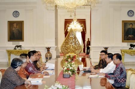 Presiden Jokowi Lantik Hasyim Asy'ari Jadi Komisioner KPU