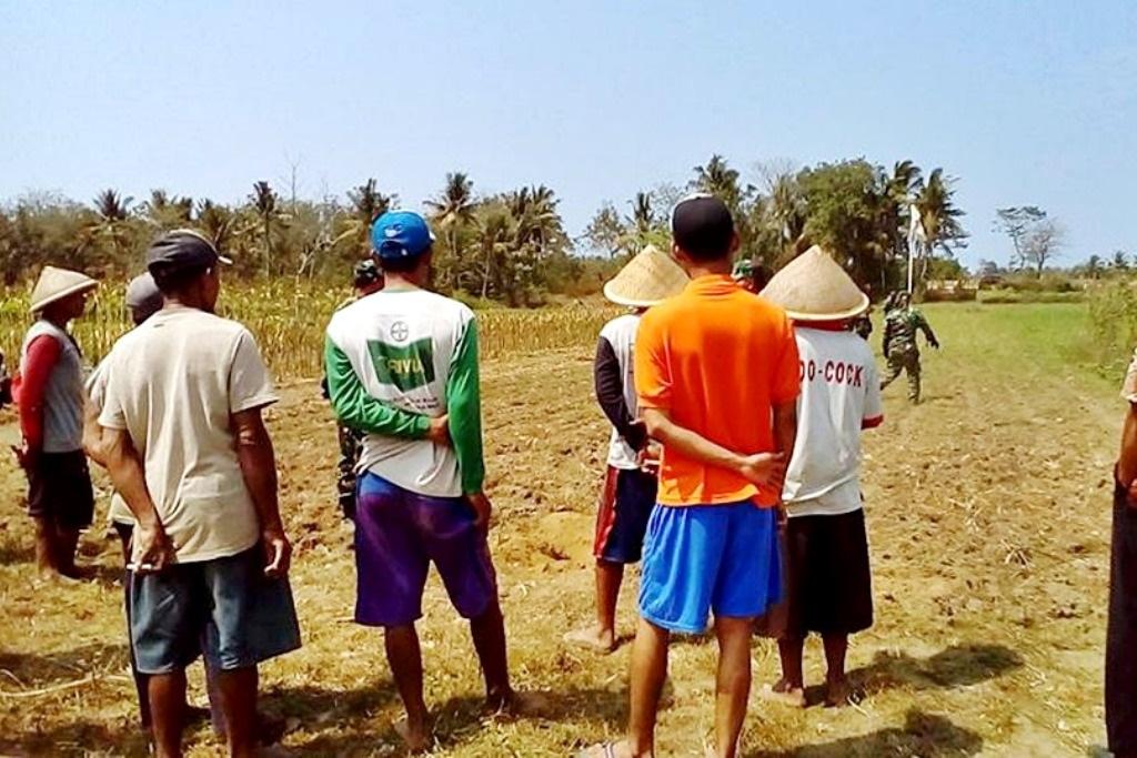 Latihan Militer,  Peluru Kanon  Jatuh di Ladang Warga Kebumen