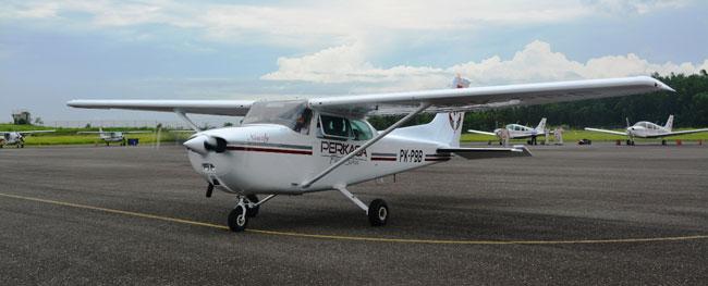 Pesawat Latih Piper PA 28 Jatuh di Tasikmalaya