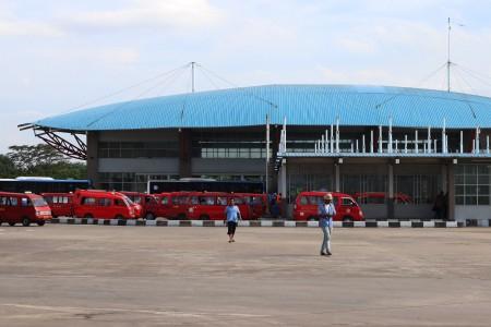 Terminal Bus Pulo Gebang Resmi Beroperasi