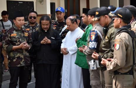 Bom Gereja Surabaya, PGI Imbau Jemaat Tetap Ibadah Seperti Biasa