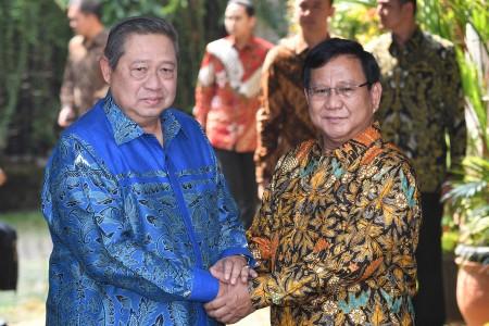 SBY Datangi Rumah Prabowo, Ini yang Dibahas