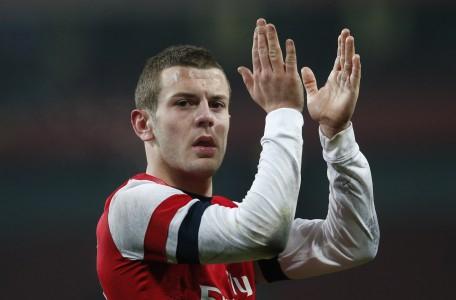 Wilshere Bisa Diturunkan Melawan Man United