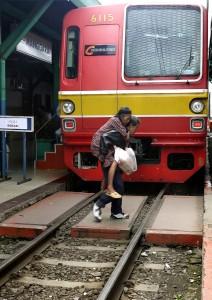 Juni, PT KAI Berlakukan Tarif Progresif untuk KRL Jabodetabek