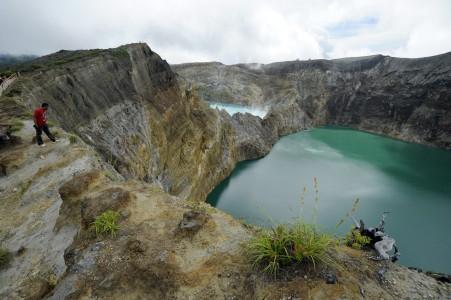 Kelimutu Menggeliat, Pengunjung Diminta Menggunakan Masker