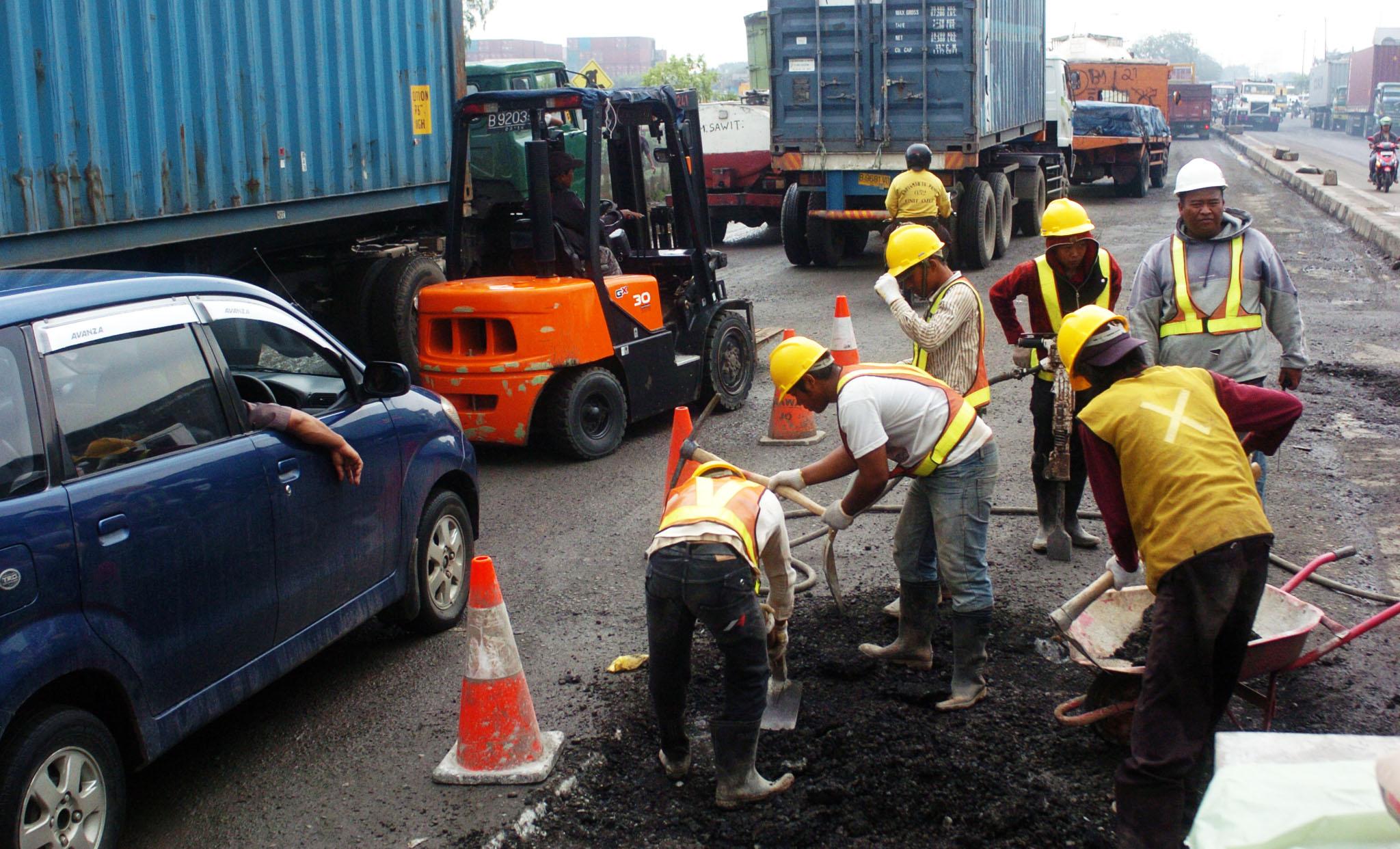 Awas, Jalan Lintas Sumatera Rawan Kecelakaan !