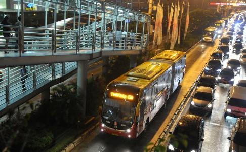 November, Hampir 12 Ribu Penerobos Jalur Transjakarta Ditilang