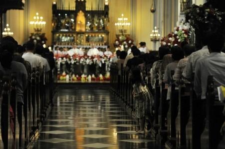 Jumlah Penjaga Keamanan Misa Natal di Katedral Dikurangi