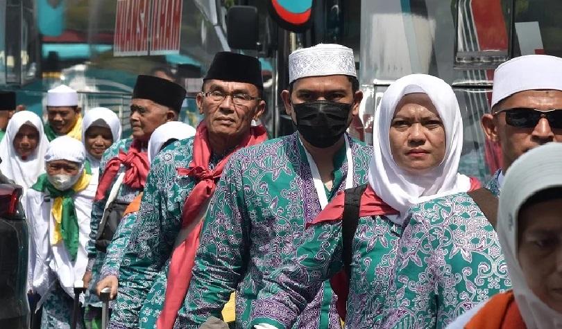 Pansus Haji Ungkap Kemenag Meloloskan Jemaah yang Baru Daftar