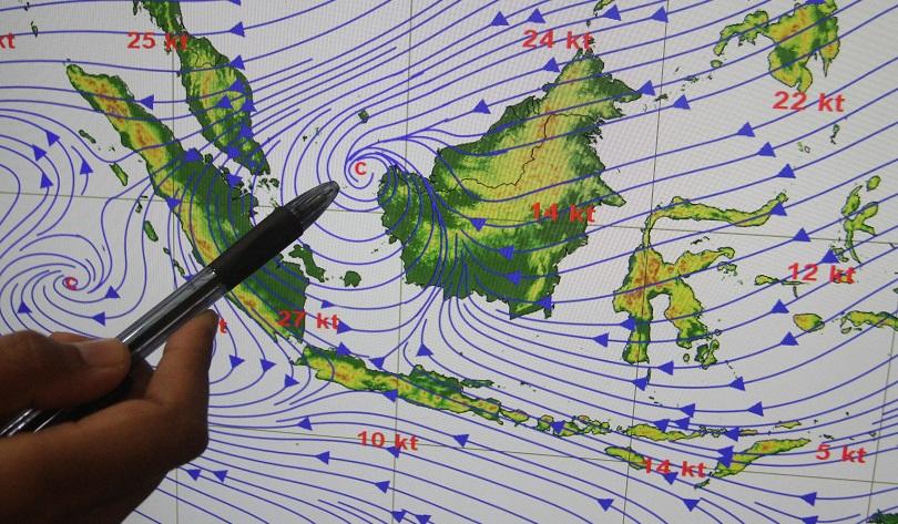 Gelombang Tinggi Bikin 500-an Nelayan di Semarang Gagal Melaut