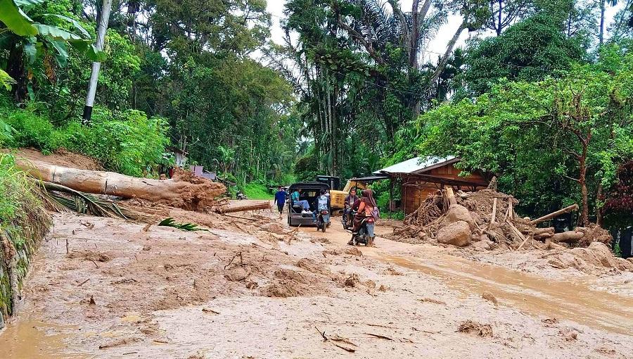 Jalan Nasional Kutacane-Blangkejeren Longsor, Ekskavator Berupaya Buka Akses