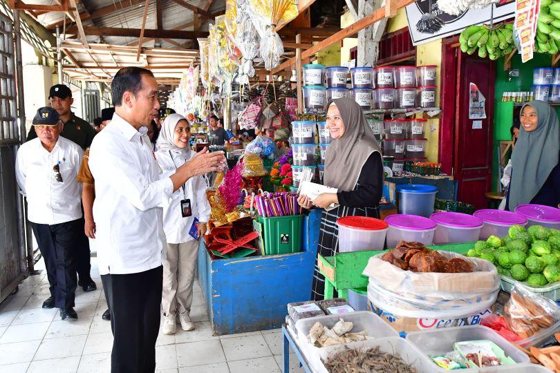 Jokowi Mengeklaim Harga Beras Stabil di Pasar Kawat Kota Tanjungbalai