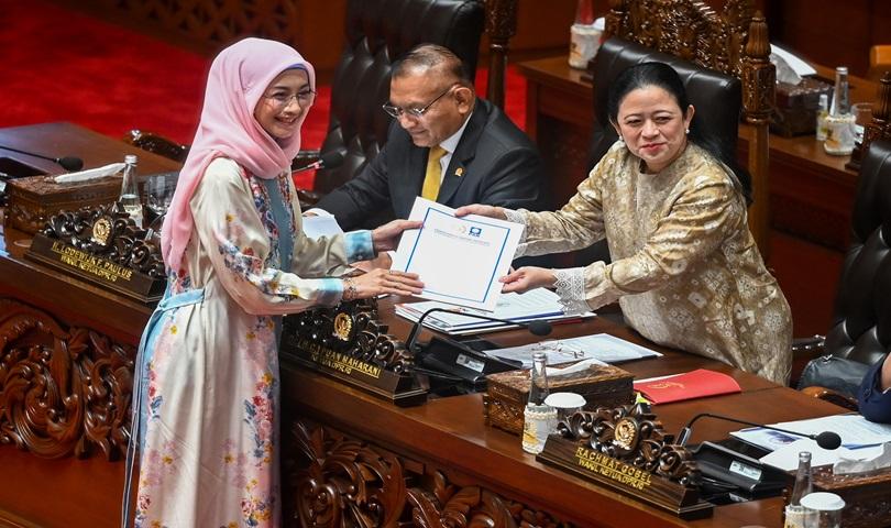 Ditanya Soal RUU Wantimpres, Jokowi: Tanya DPR