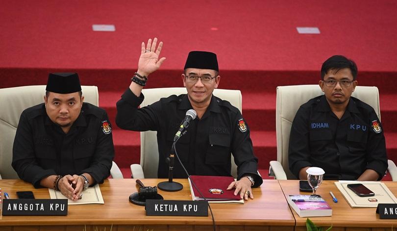 Ketua KPU lamnggar aturan