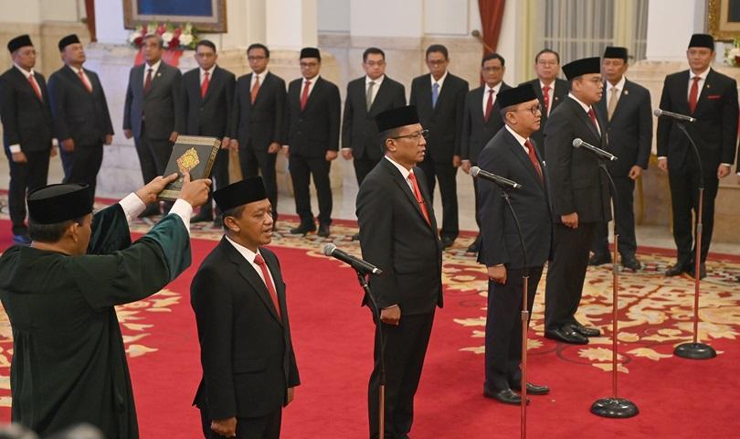 Reshuffle Kabinet, Jokowi Lantik Menkumham Hingga Menteri ESDM