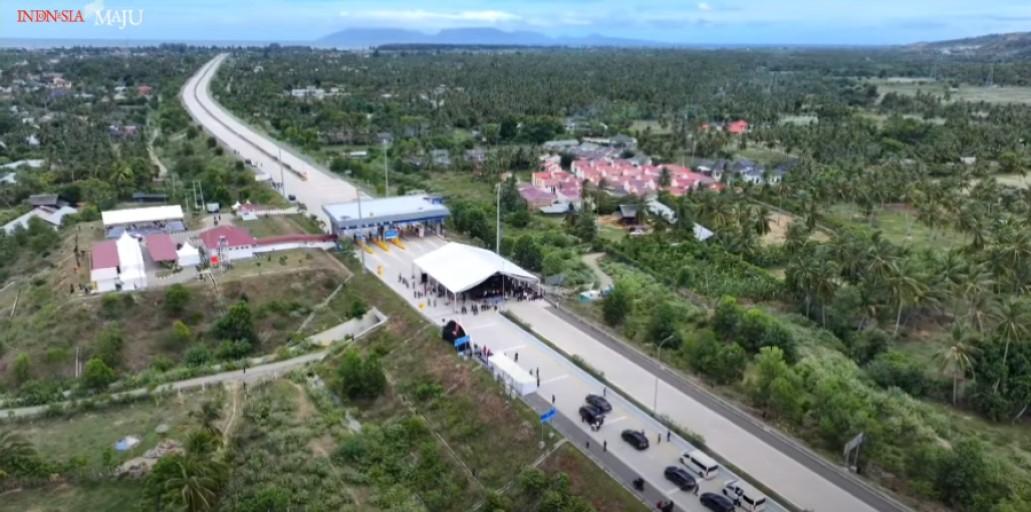 Presiden Jokowi Resmikan Empat Seksi Jalan Tol Sigli-Banda Aceh