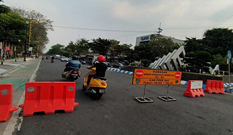 Panen Kritik, Jalan Protokol di Jombang Ditutup  untuk Hajatan Pengusaha