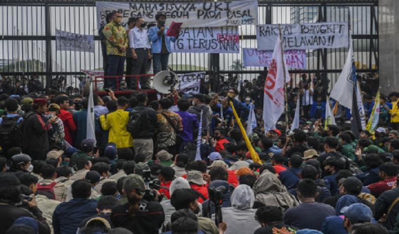 Demo Mahasiswa Bergerak, Mahfud:  Aspirasi Anda Sudah Kami Dengar