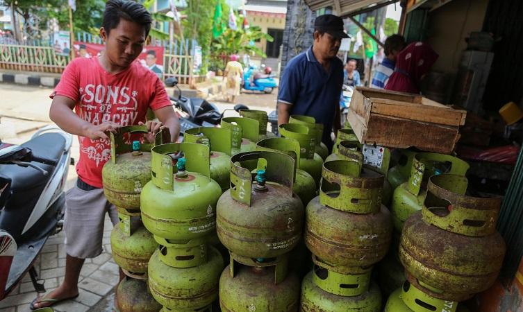 Catatan Celios Seputar Aturan Baru Pembelian Elpiji 3 Kg