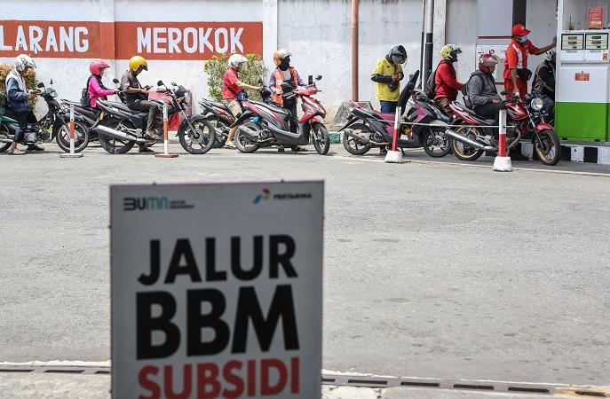 Ekonom Soroti Rencana Kenaikan Pajak Motor Bensin