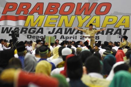 Sebut Elite Pembohong, Puan Bakal Temui Prabowo