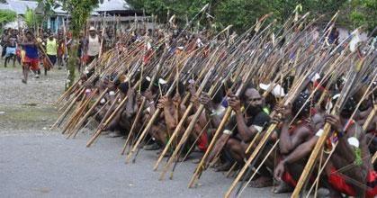 Selesaikan Konflik, Dewan Adat Papua Dorong Hukum Positif