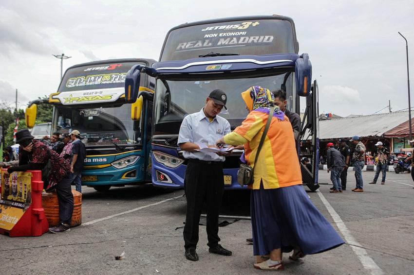 Jelang Nataru, Polri Pastikan Lalu Lintas Aman 