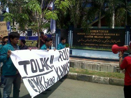 Mahasiswa Aceh Demo Tolak RUU Keamanan Nasional