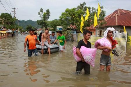 Banjir, BPBD Gorontalo Ungsikan Ratusan Keluarga