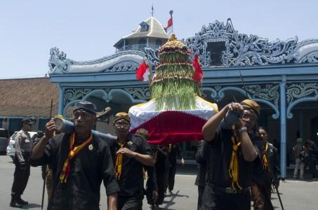 DPRD Surakarta Stop Dana Hibah Keraton
