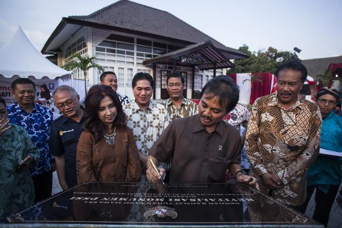 Roy Suryo Berharap Pemuda Indonesia Peduli Politik