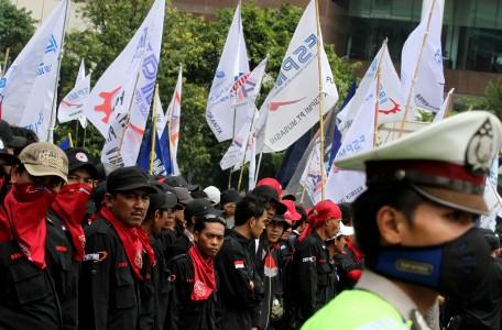 Buruh: Jokowi akan Pertimbangkan Kembali soal UMP